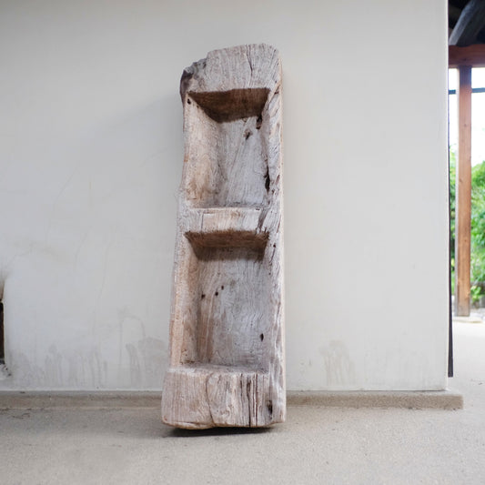 Wooden Manger　飼い葉桶